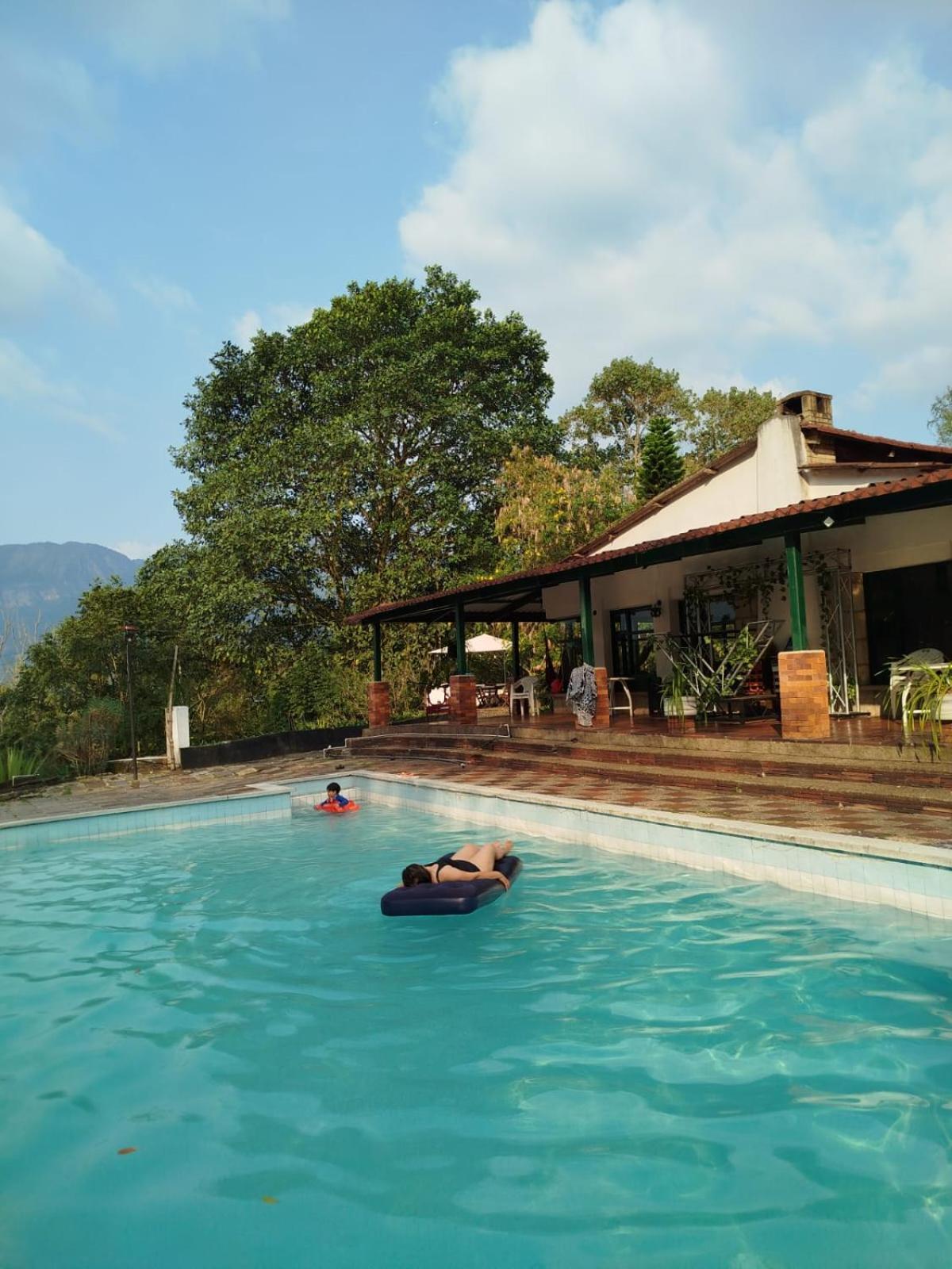 Cq Santa Ana 5* San Antonio del Tequendama