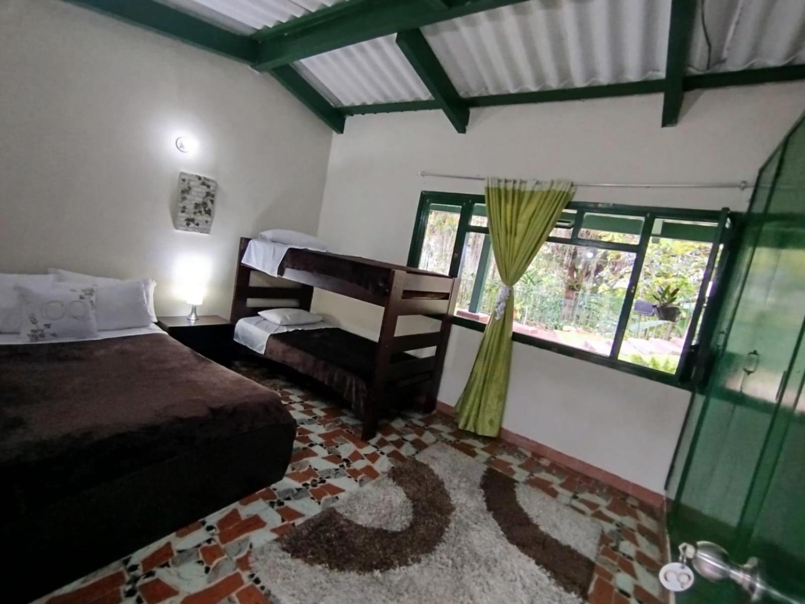 Cq Santa Ana 5* San Antonio del Tequendama